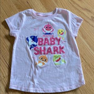 Girls baby shark tee shirt